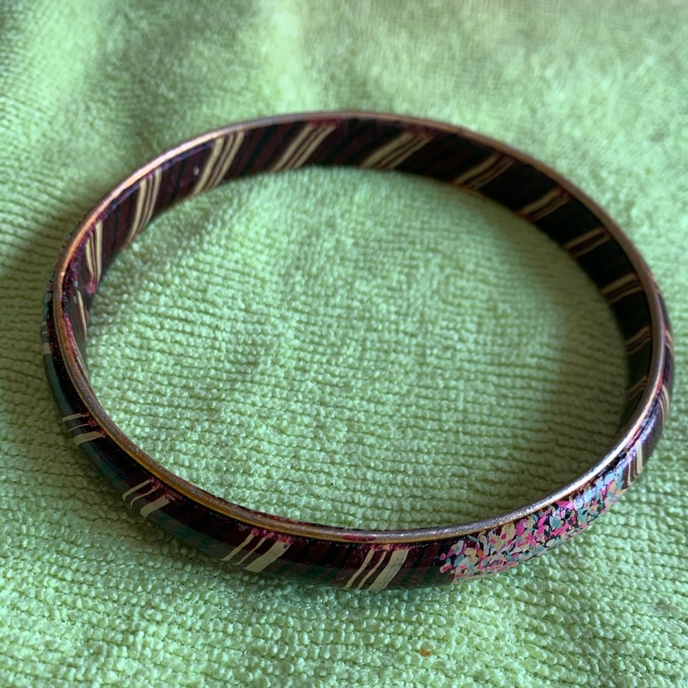 Wooden costume jewelry bracelet